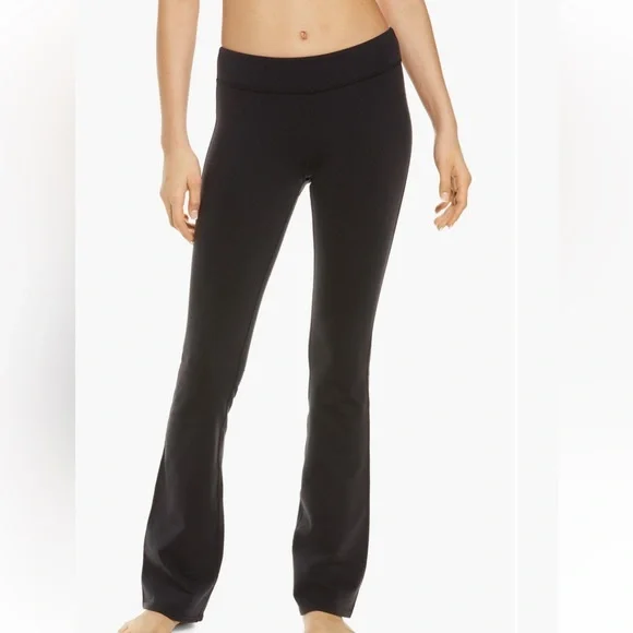 ALO Yoga | Pants & Jumpsuits | Alo Airbrush Low Rise Bootcut Leggings In  Cherry Cola | Poshmark